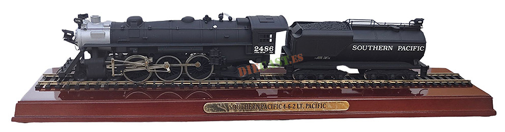 Locomotora Southern Lt. Pacific 4-6-2, #2486, H0 