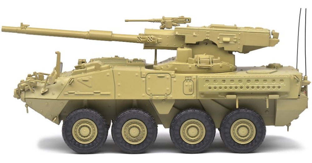 M1128 MGS Stryker (color desierto) 2002, 1:48, Solido 