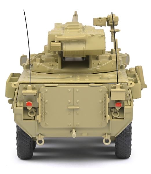 M1128 MGS Stryker (color desierto) 2002, 1:48, Solido 