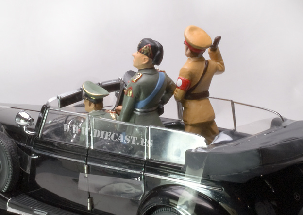 Mercedes Benz 770K más cuatro figuras, Berlín 1939, 1:18, Signature 