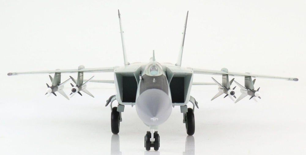 MiG-25PD Foxbat Blue 56, 146th GvIAP, 8º Escuadrón del Ejército Ruso, años 80, 1:72, Hobby Master 