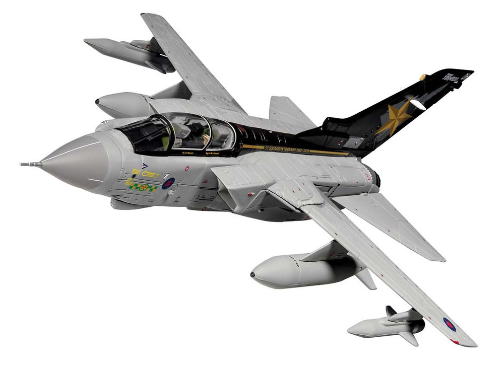 Panavia Tornado GR.4 ZG775, No.IX(B), RAF, Marham, Marzo, 2019, 1:72, Corgi 