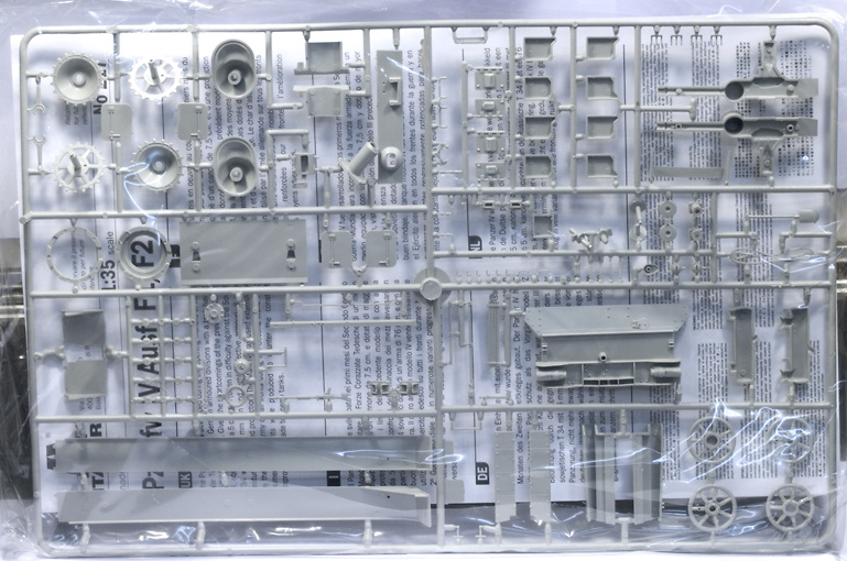 Pz.Kpfw. IV Ausf. F1/F2, 1:35, Italeri 