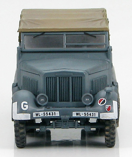 Sd. Kfz. 7 German 8 ton Half-Track Luftwaffe Air-Borne Tank Division, Summer 1941, Eastern Front, 1:72, Hobby Master 