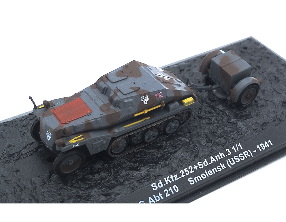 Sd.Kfz.252+Sd.Anh.3 1/1 StuG.Abt210 Smolensk (USSR), 1941, 1:72, Altaya 