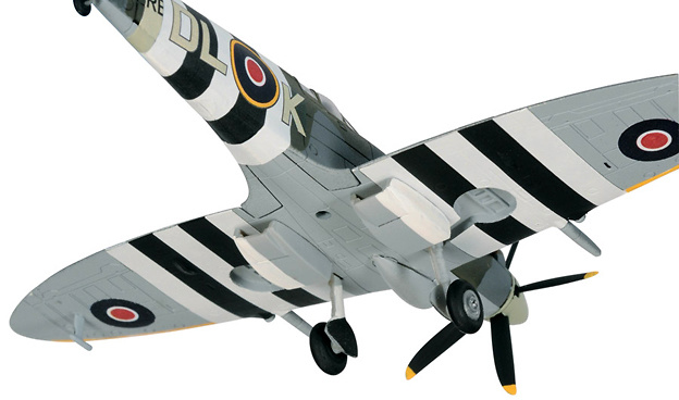 Spitfire Mk XIV - 91 Sqn RAF, Flt. Lt. H. D. Johnson, West Malling, July 1944, 1:72, Corgi 