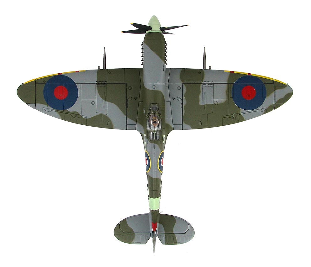 Spitfire Mk.IXc MJ586/LO-D, P/O Pierre Clostermann DFC, 602 Sqn., RAF, Francia, 1944, 1:48, Hobby Master 