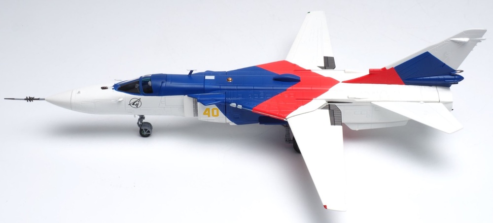 Sukhoi Su-24MR Fencer-E, Fuerza Aérea Rusa, Amarillo 40, Rusia, 1:72, Calibre Wings 