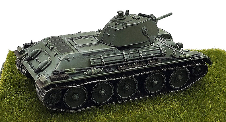 1/72 T-34/76 Mod. 1940, Frente Oriental, 1941, con diorama de césped, 1/72, Dragon Armor 