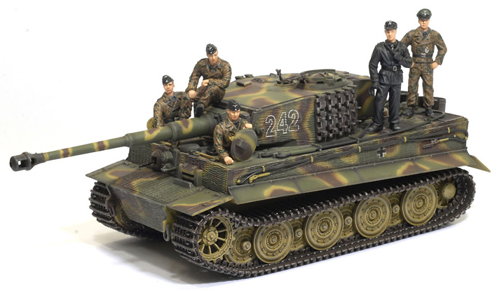 Tiger I late production + 5 tank rew figures, Normandy 1944, 1:35, Dragon Armor 